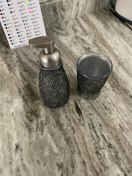 🥇 Ébène Noir Atelier™️  bling élégante foam soap dispenser & mouthwash tumbler - Picture 9 of 15